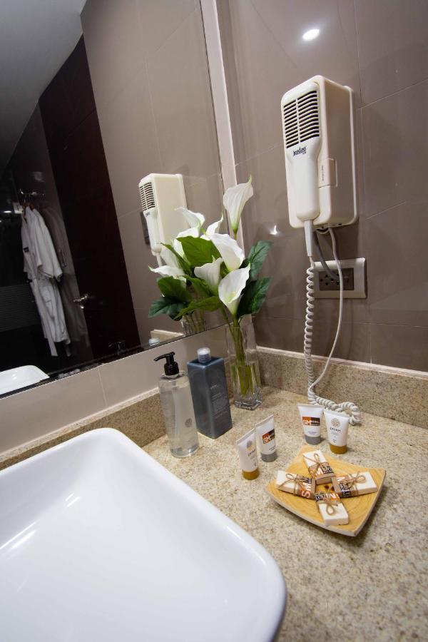Sm Hotel Lima Extérieur photo