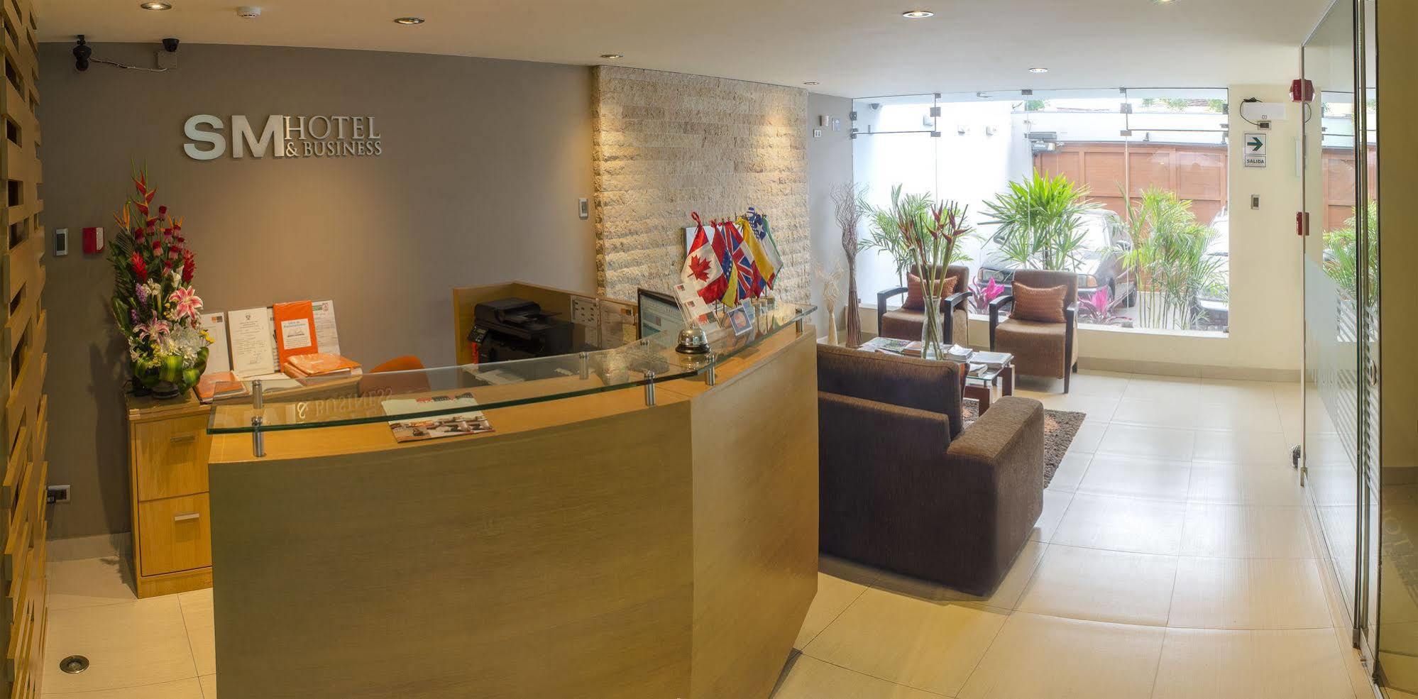 Sm Hotel Lima Extérieur photo